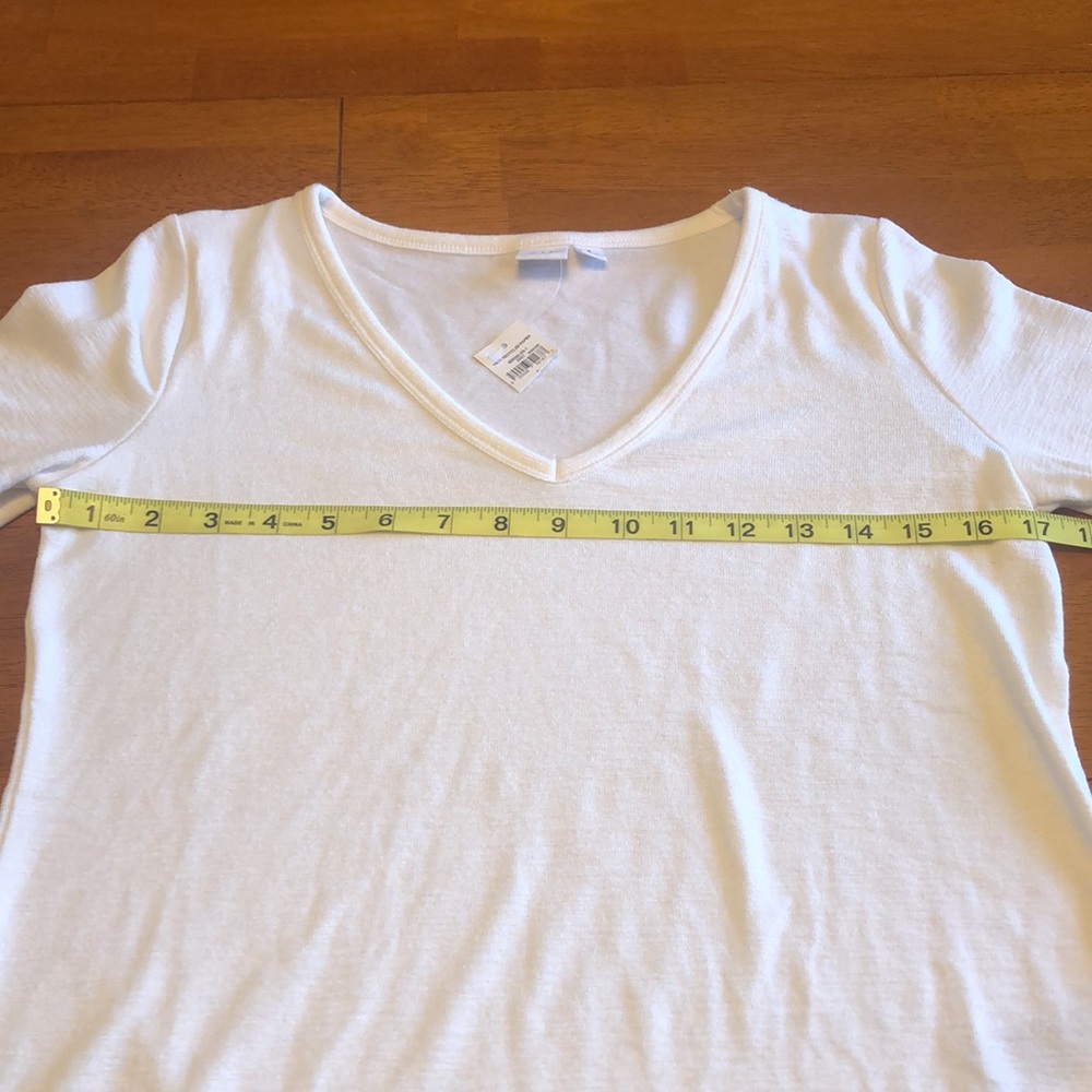 NWT GAP Womens Size Small Crisp White V-Neck Tunic Sweater Shirt Top Side Slits - Picture 8 of 9